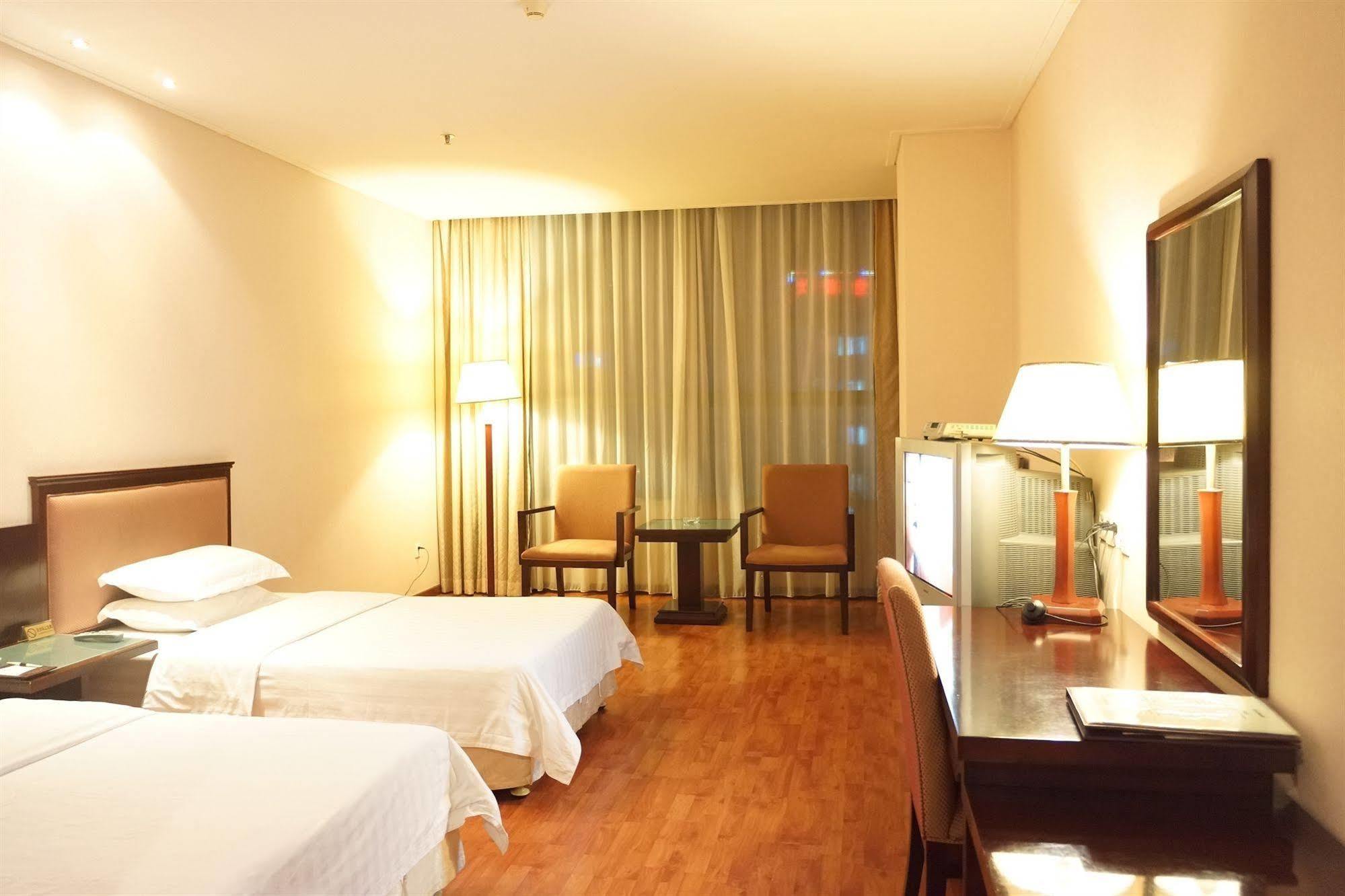 Hotel Raystar