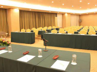 Days 4* Guangzhou