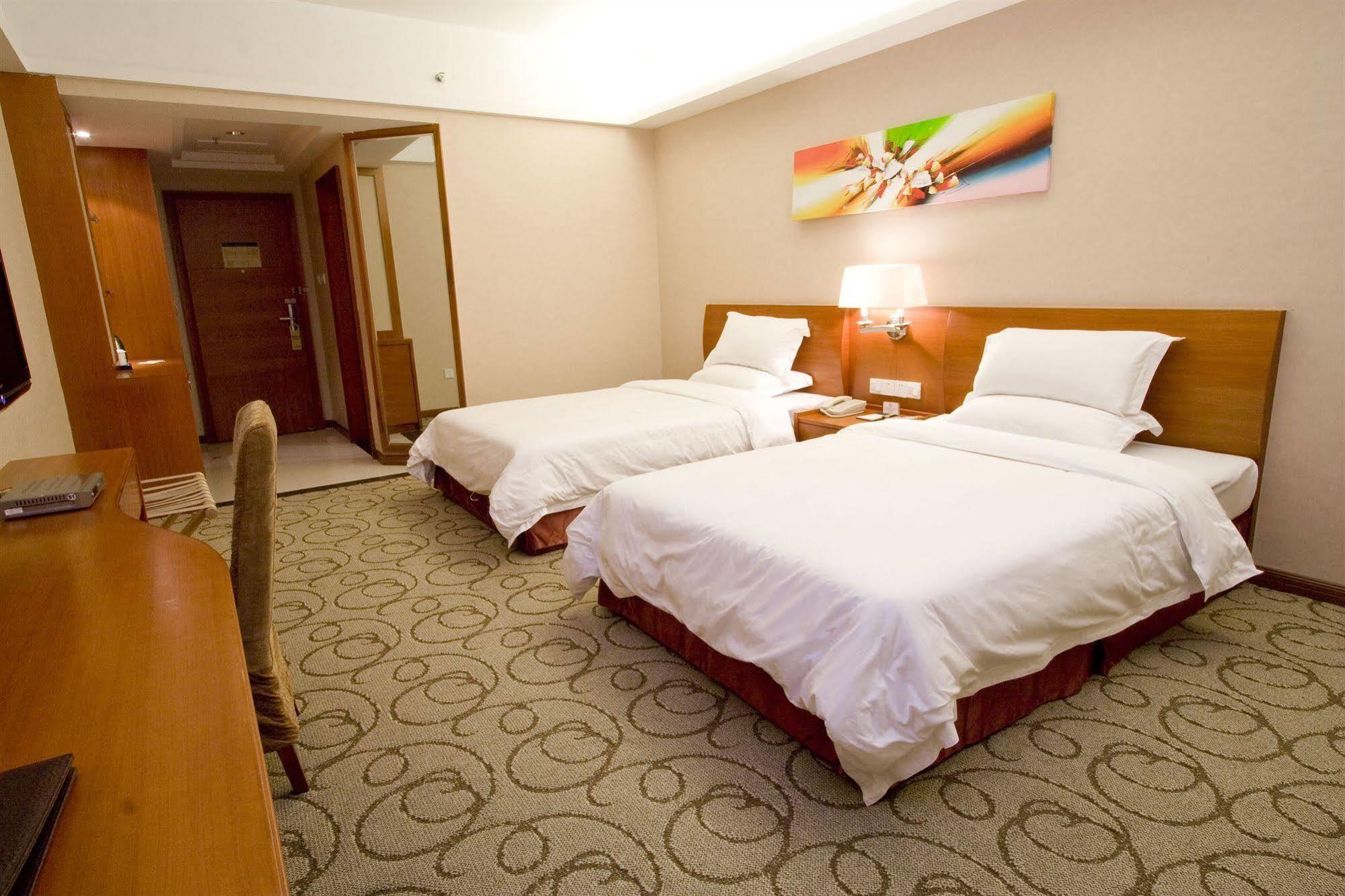 Hotel Holiday Villa