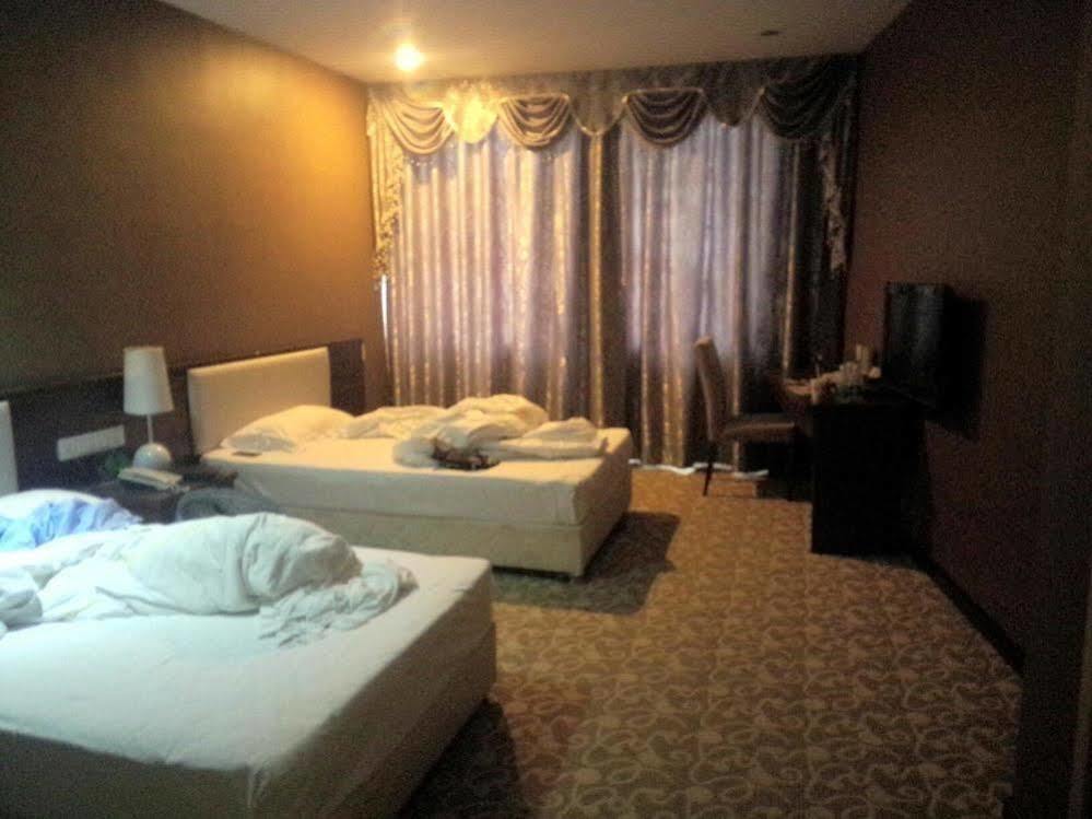 Hotel Weggis 3*
