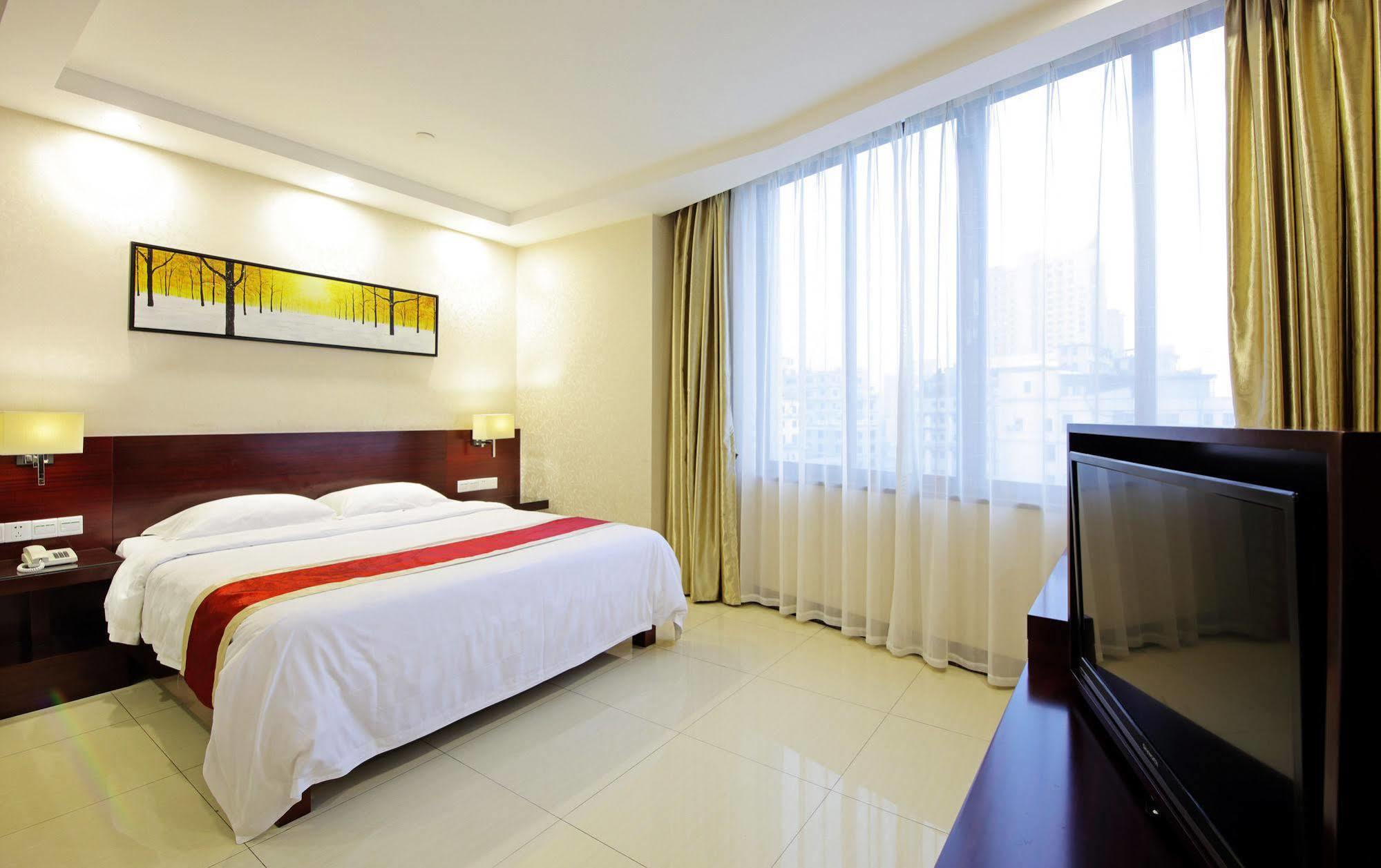 Nanfang Dasha Hotel 2*
