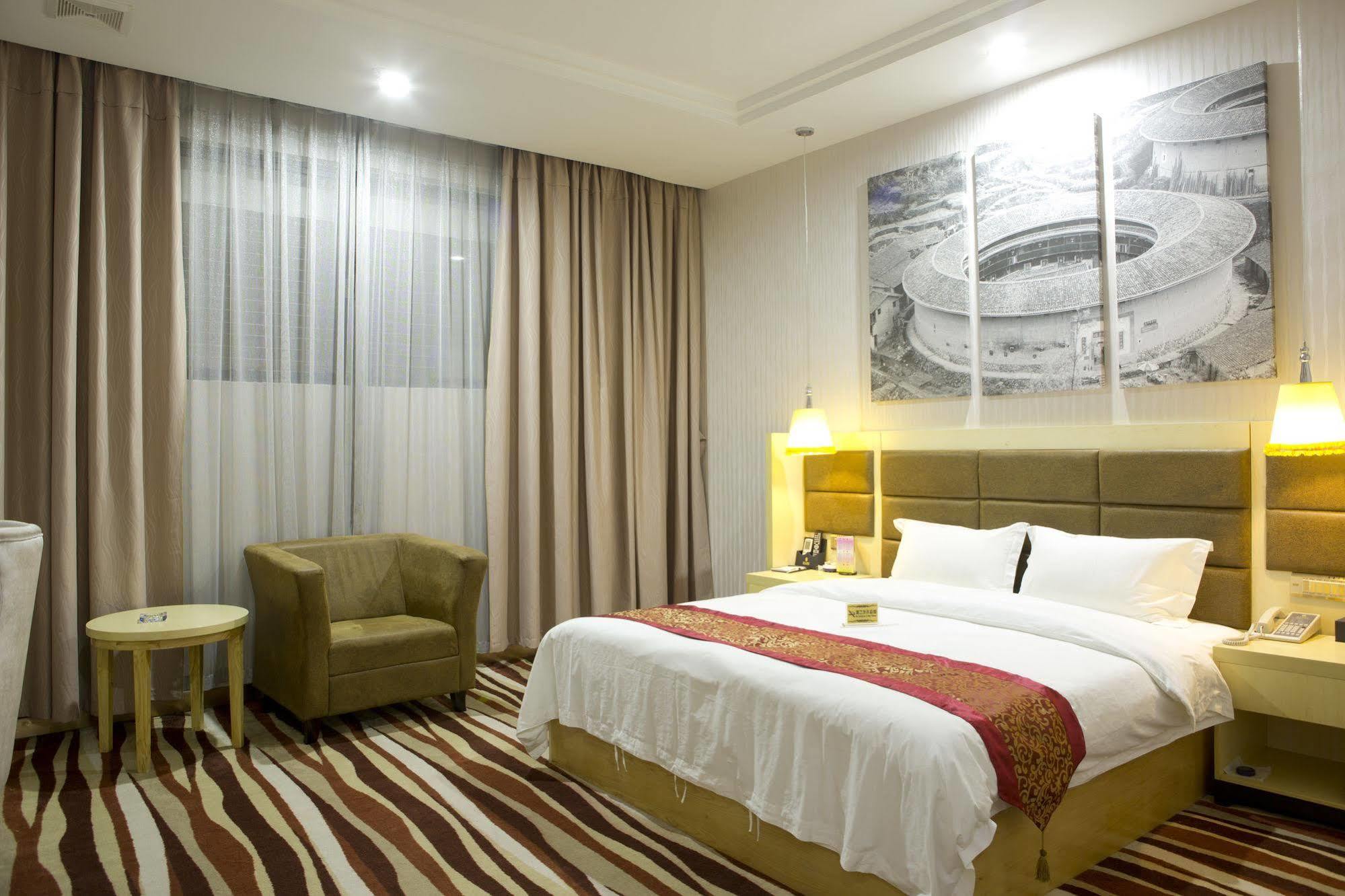 Huang Sheng Tongde Branch Hotel