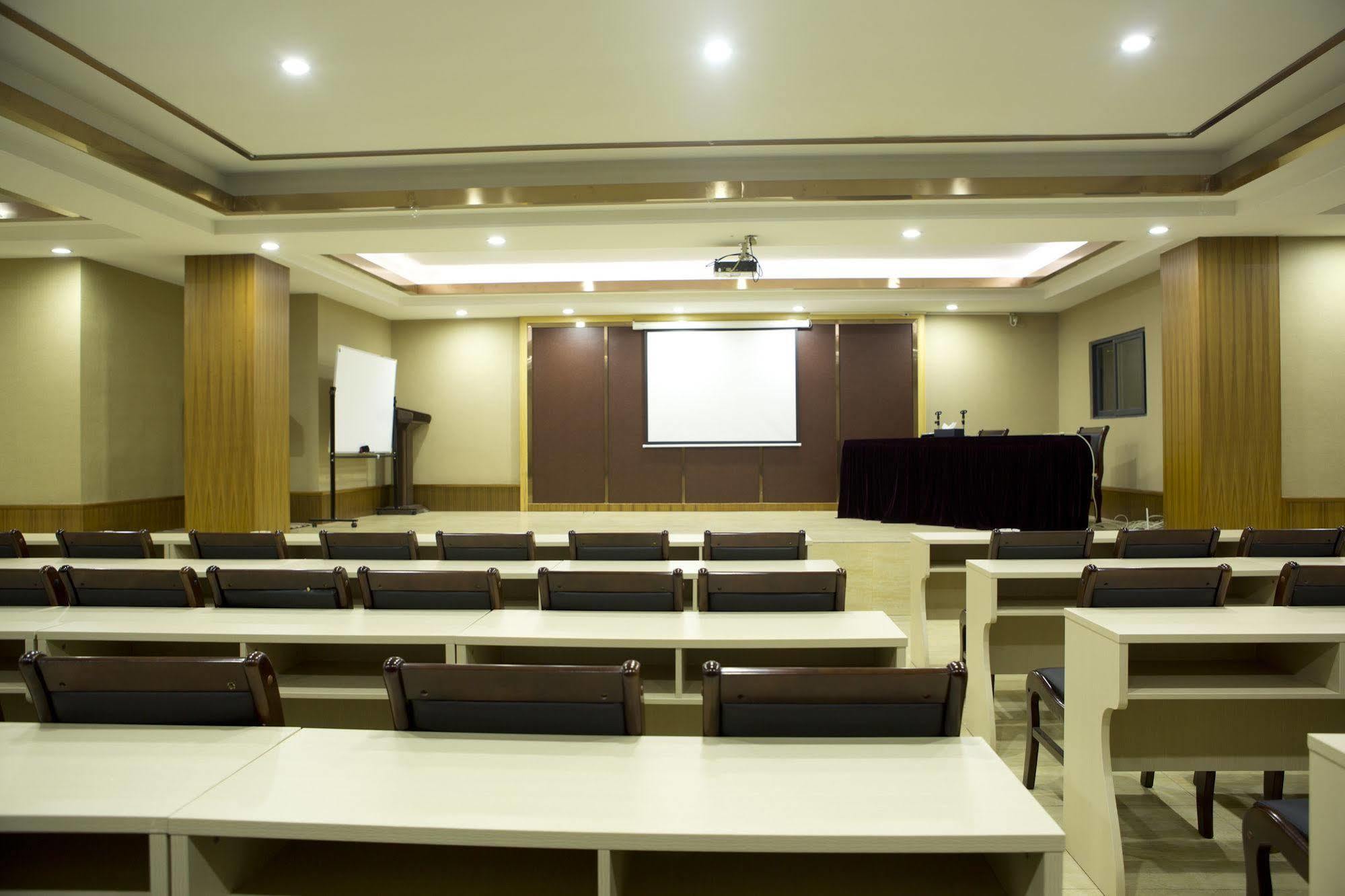 Hotel Huang Sheng Tongde Branch 3*