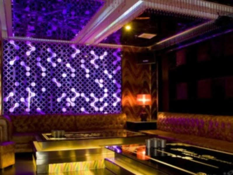 Hotel Guang Dong 2*