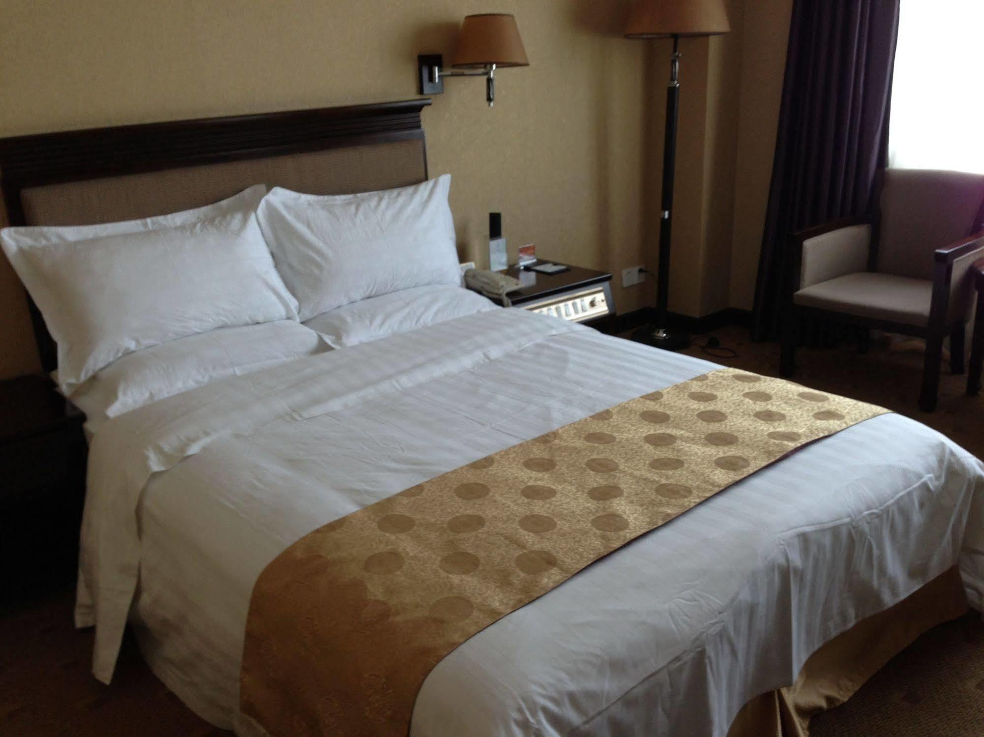 Starway Rundu Hotel