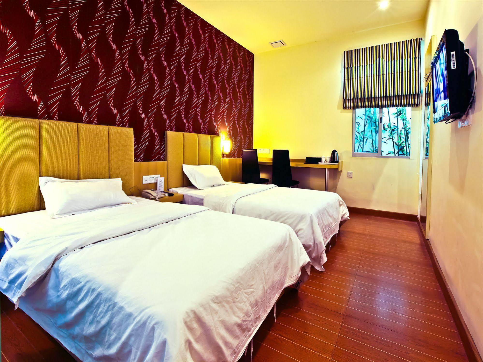 Hotel Tavernew Guangzhou