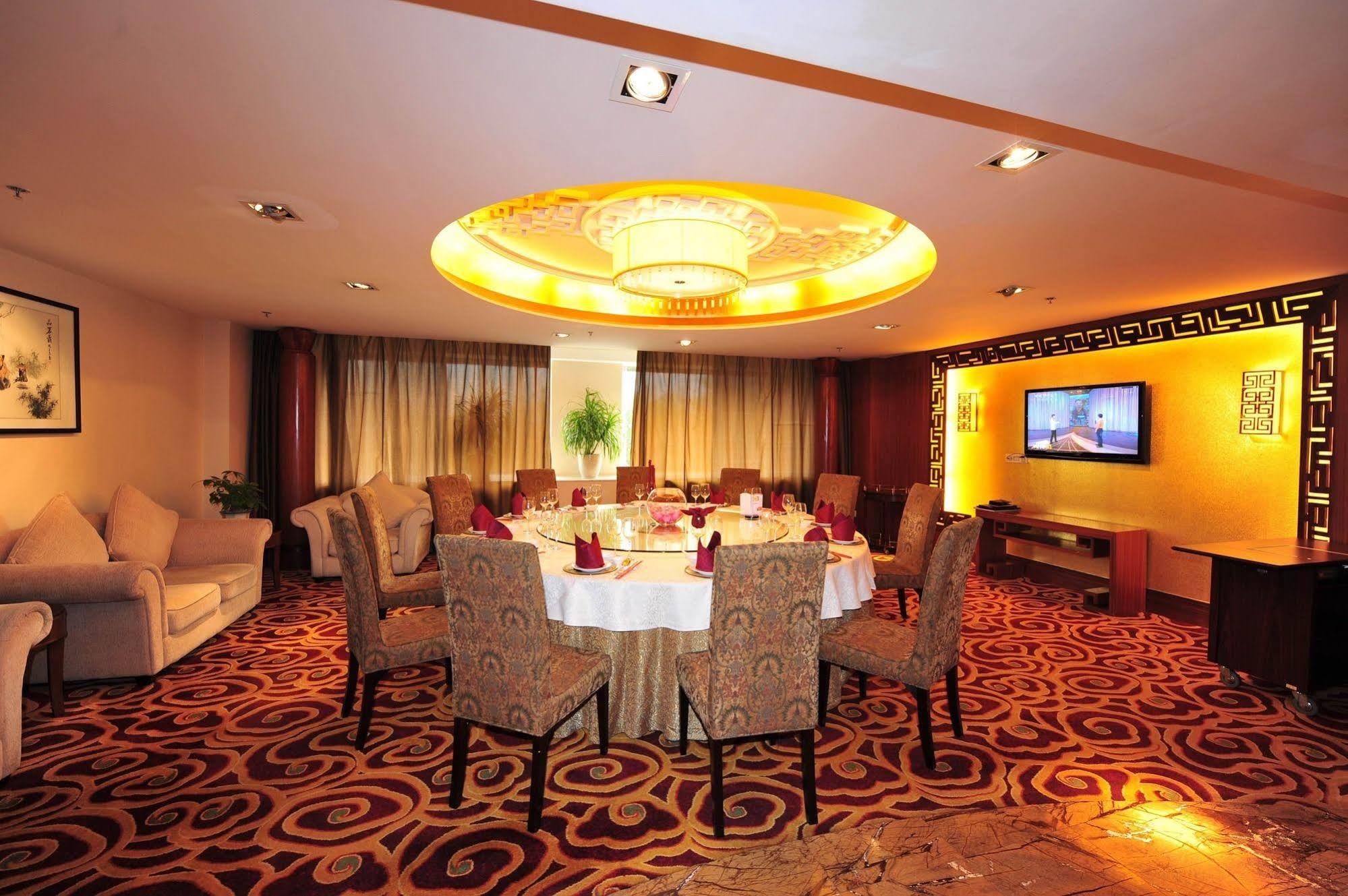 Hotel Ramada Plaza