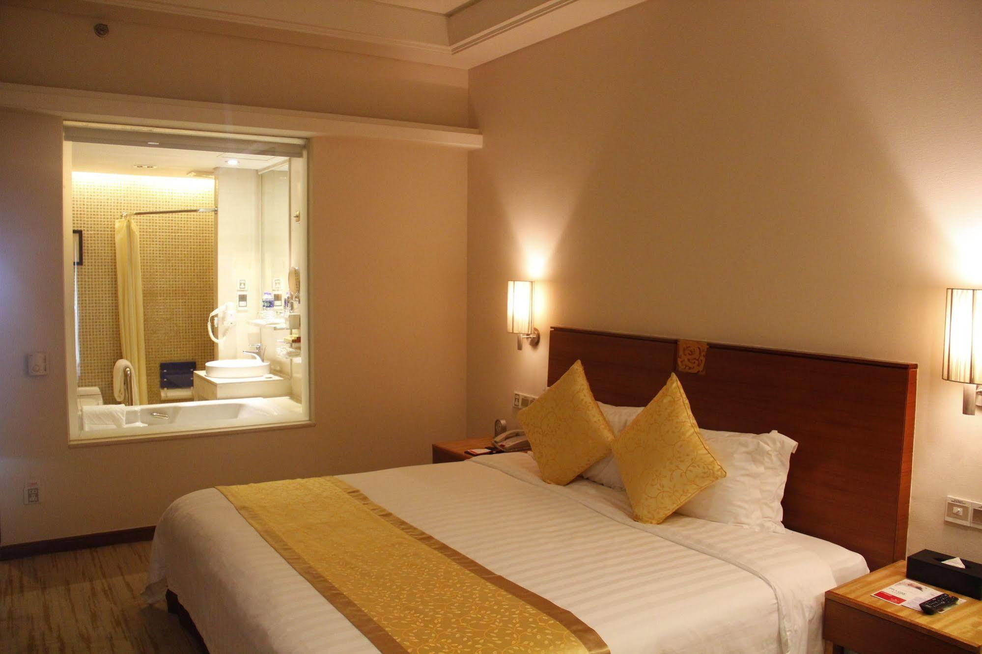 Ramada Plaza 5* Guangzhou