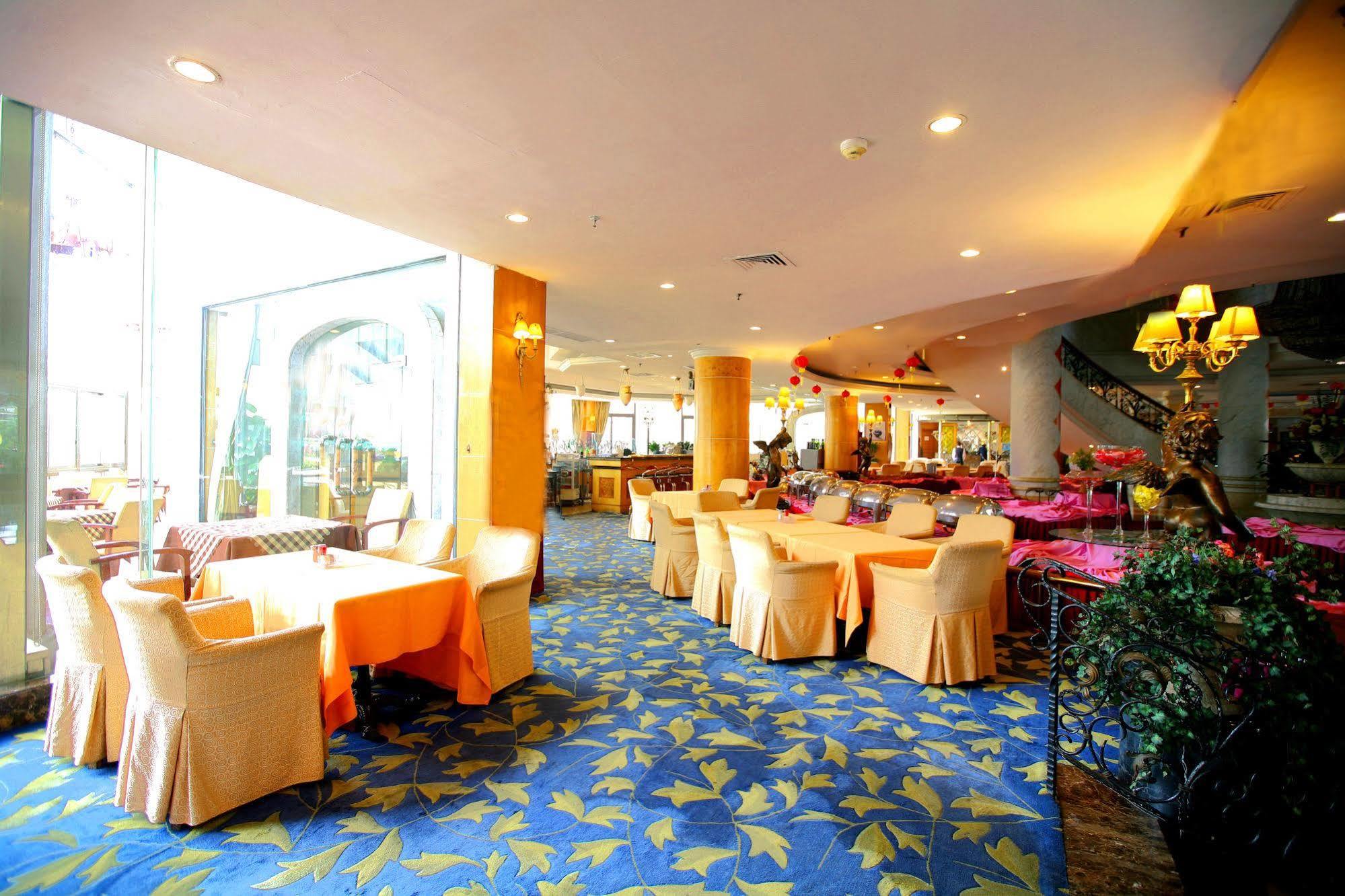 Shunde Country Garden 4*