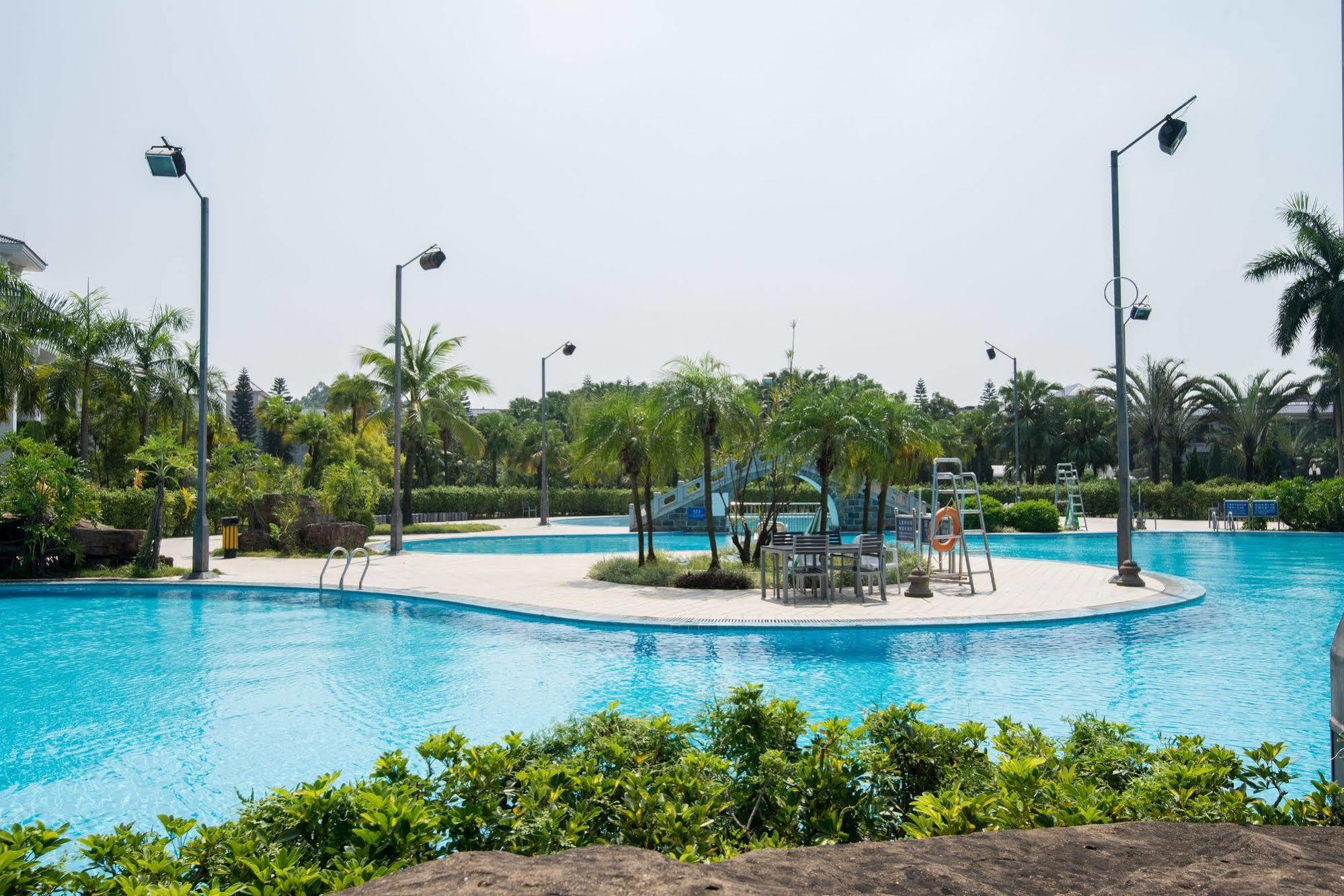 Shunde Country Garden 4*