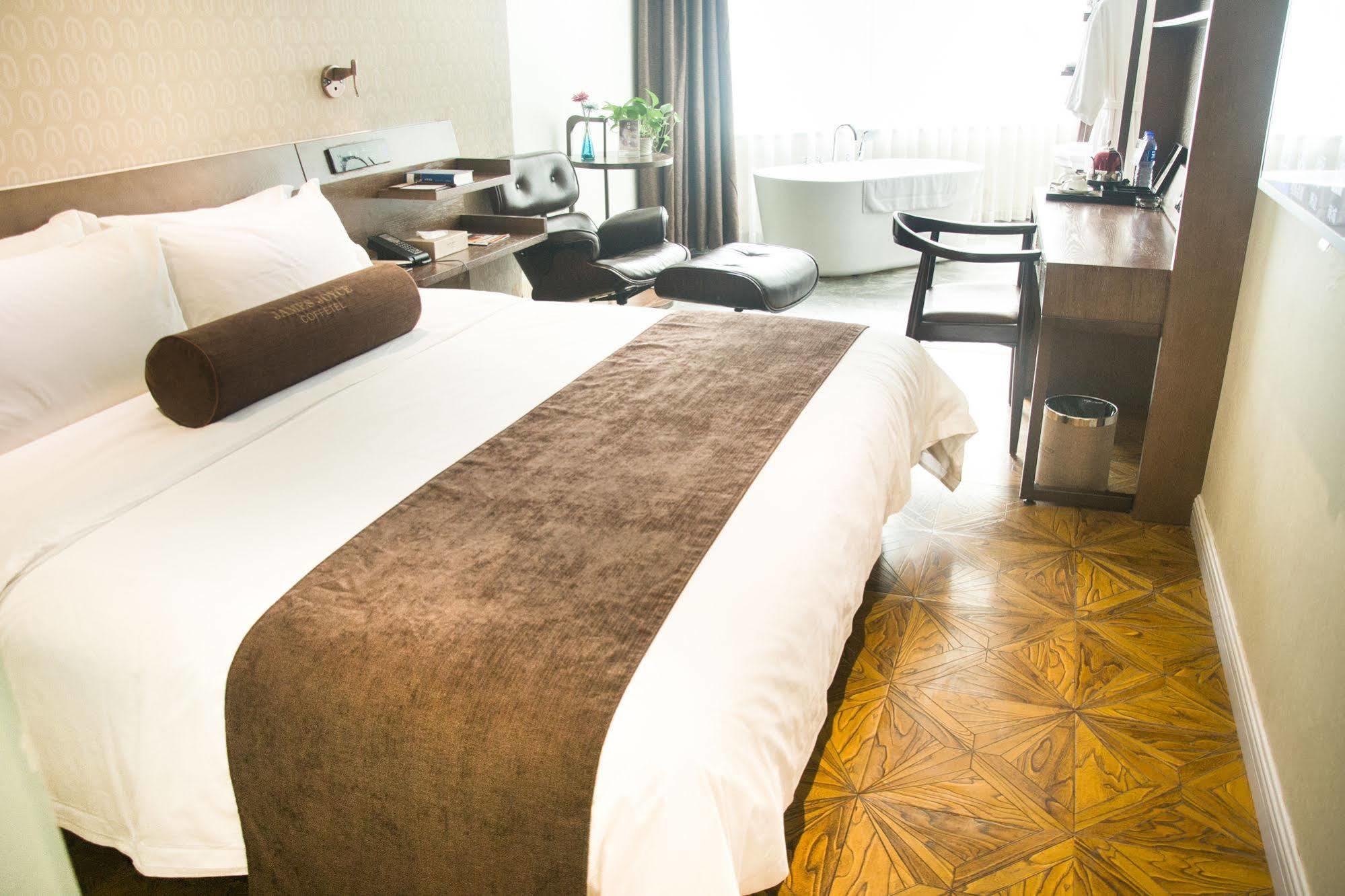 Sentosa Hotel