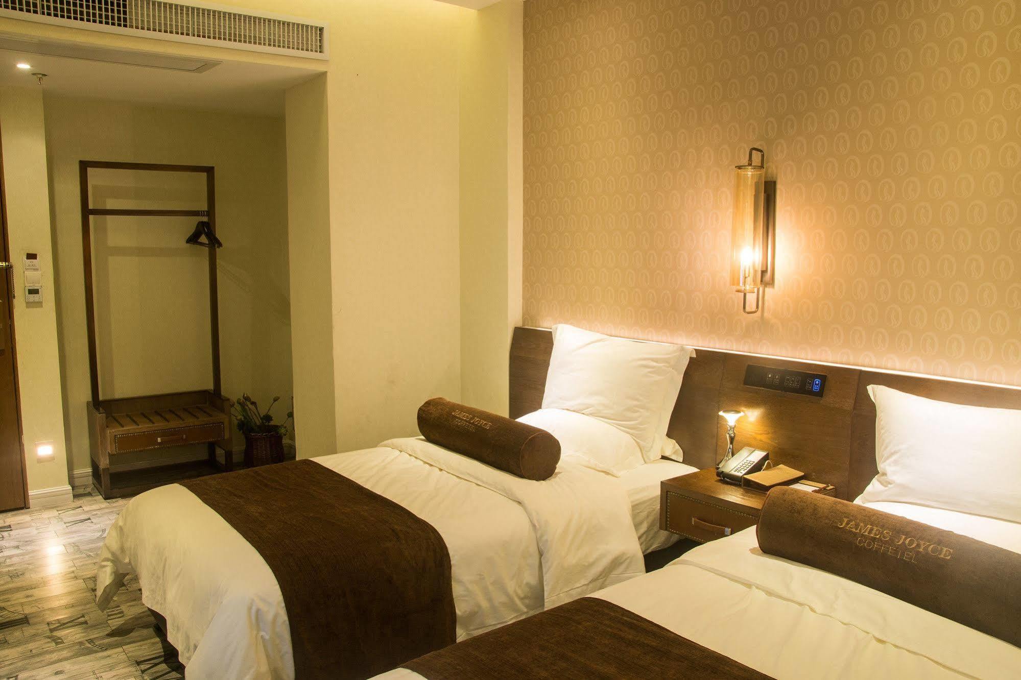 Hotel Sentosa 3*