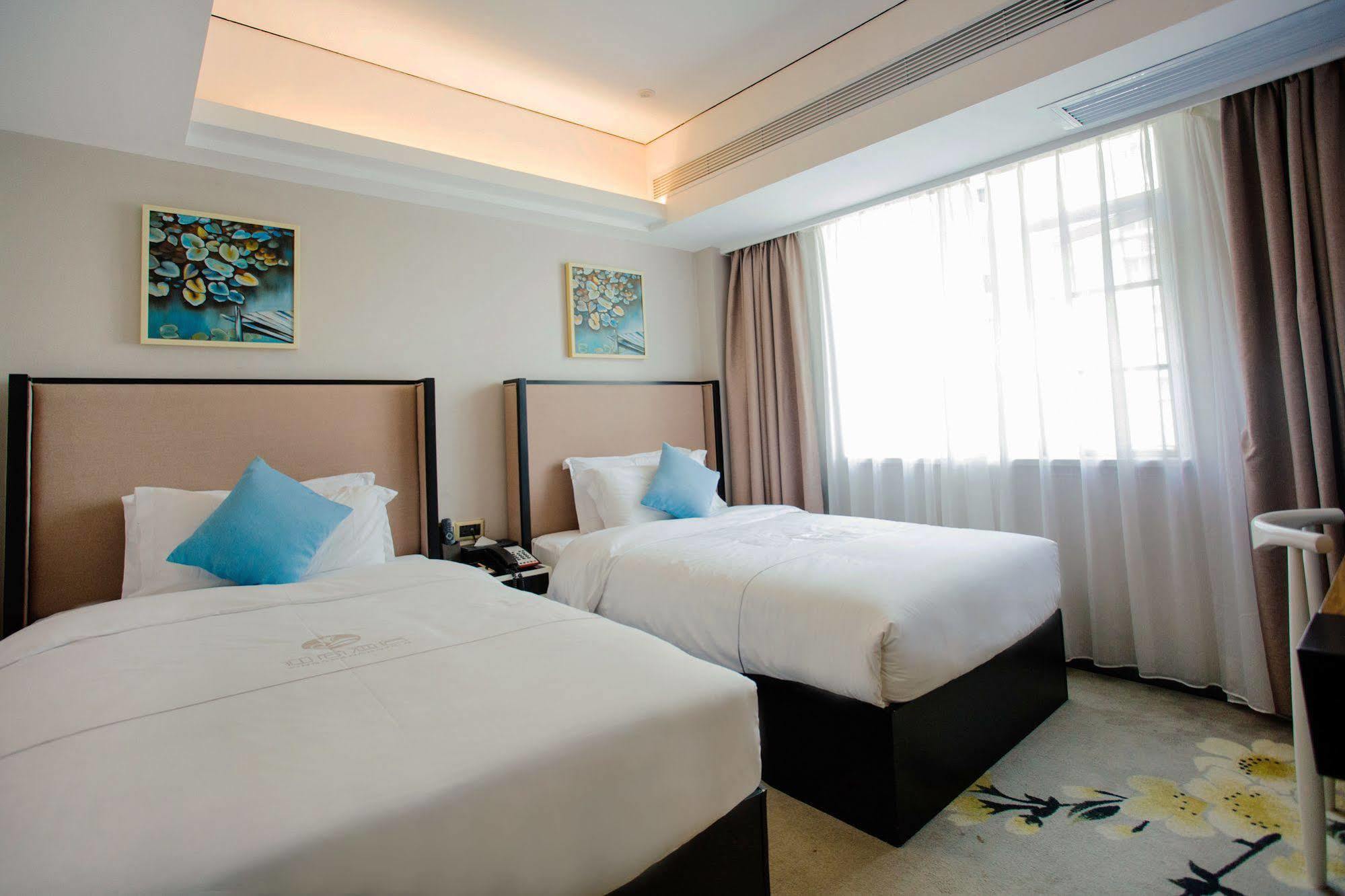 Insail Hotels Zhujiang New Town Jinan University Branch Guangzhou Hotel 4*