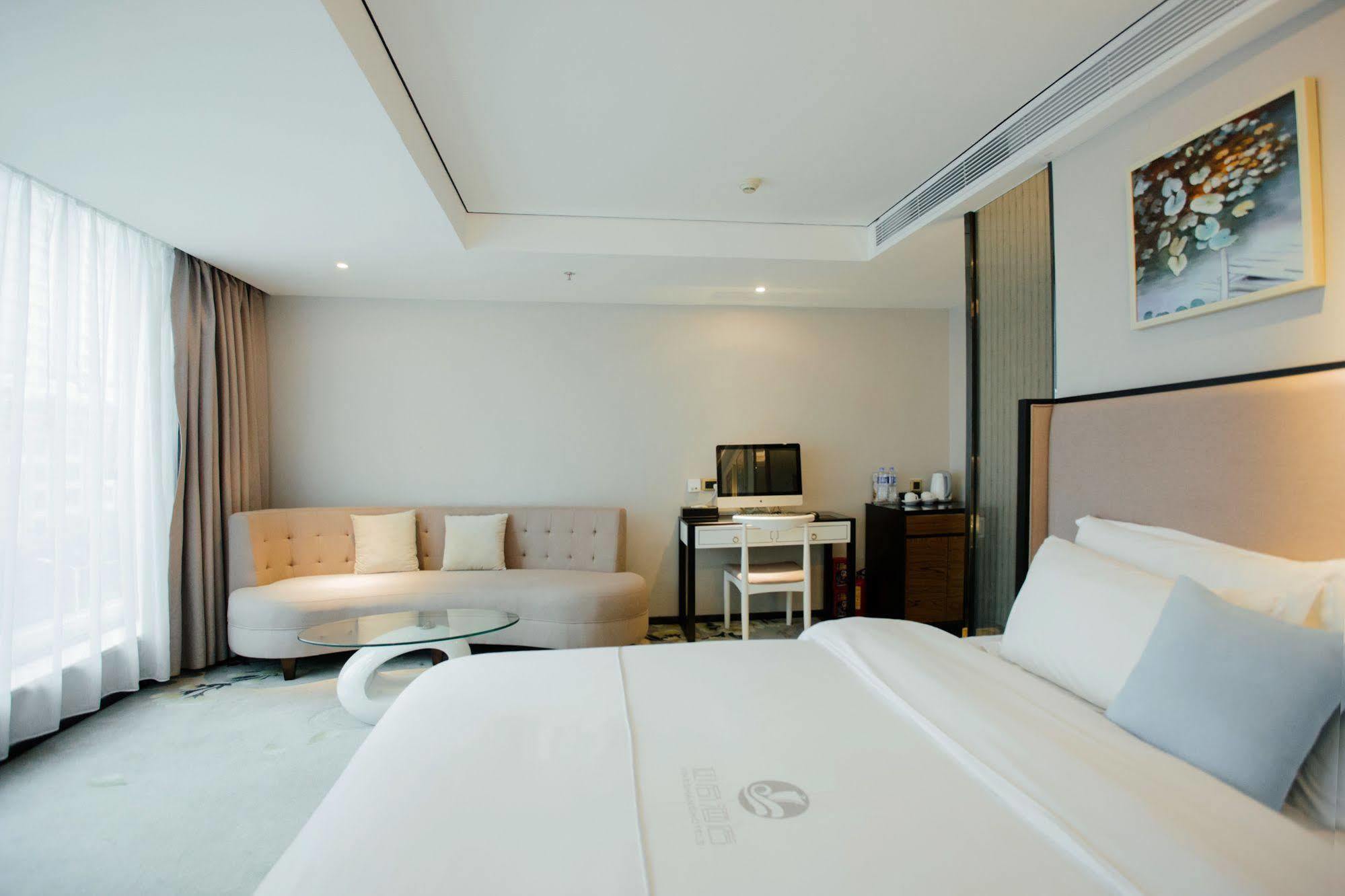 Hotel Insail Hotels Zhujiang New Town Jinan University Branch Guangzhou 4*