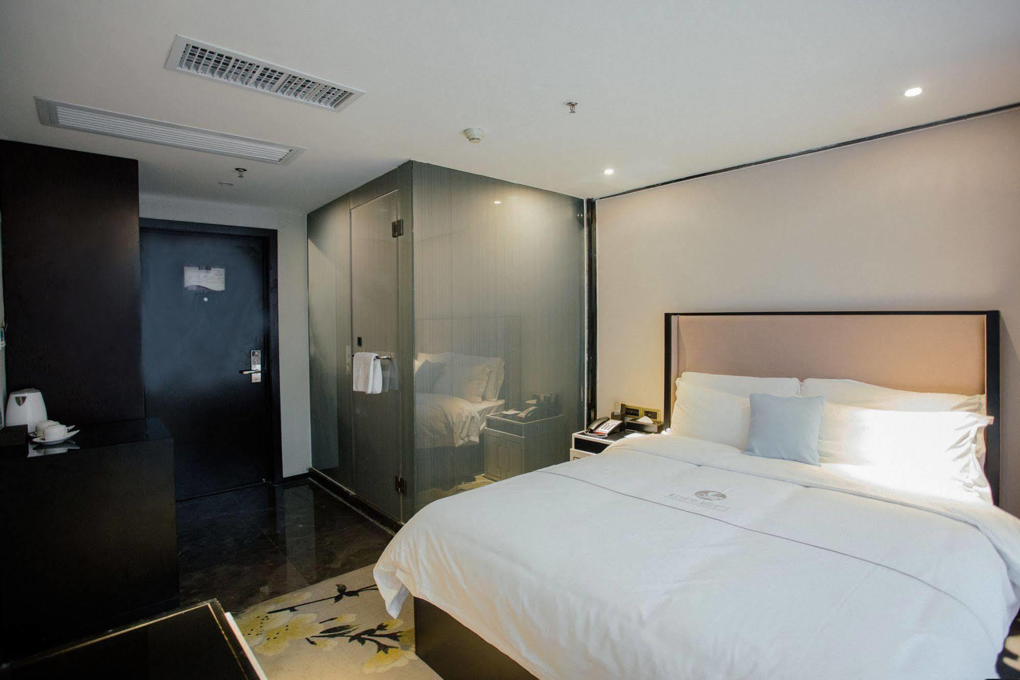 Hotel Insail Hotels Zhujiang New Town Jinan University Branch Guangzhou
