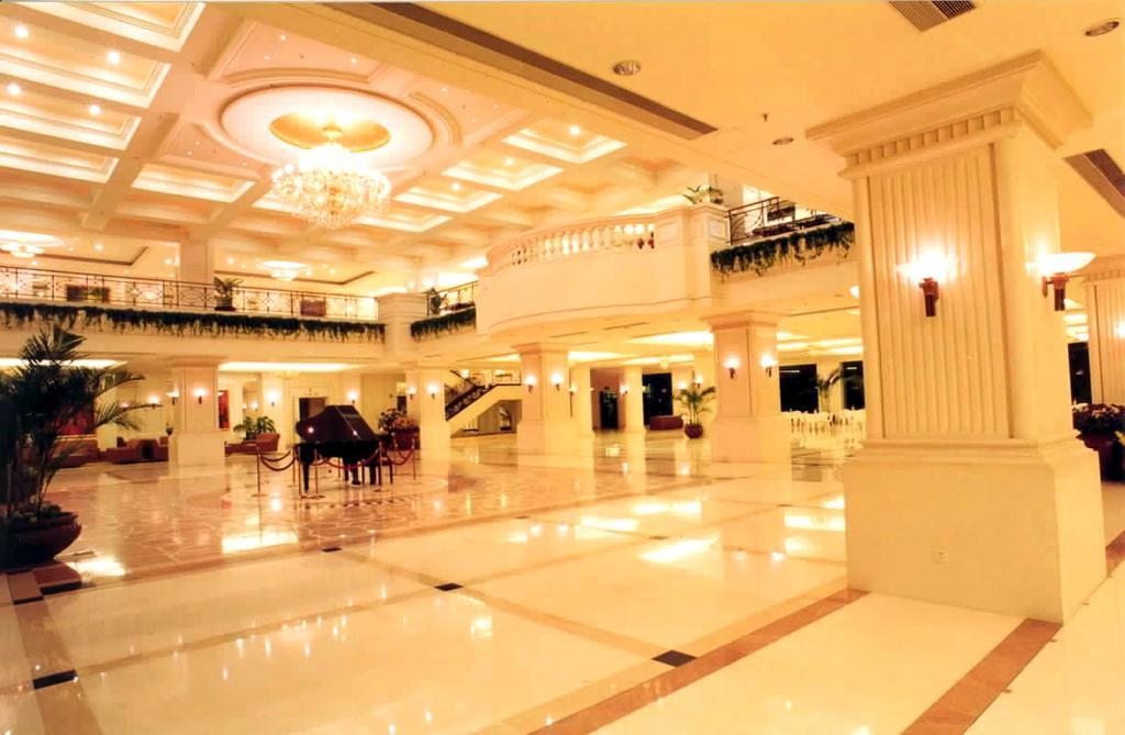 Clifford Centre Panyu 4*