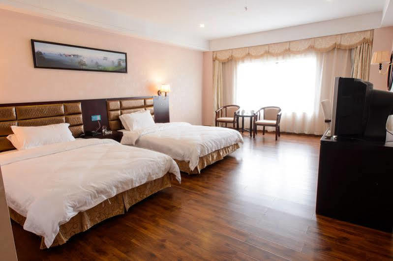 Hotel Jia He 3*