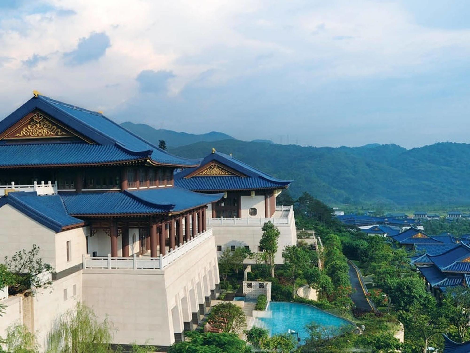 Imperial Springs Hotel 5*