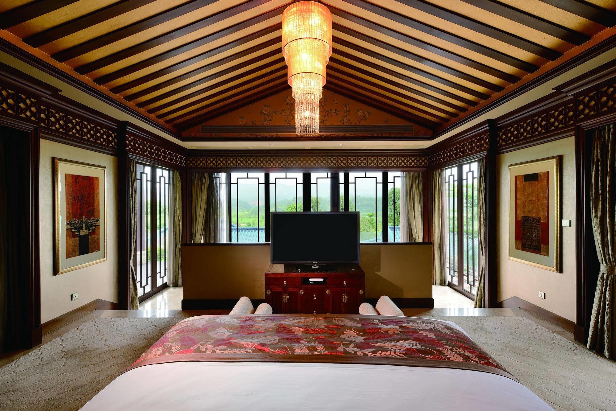 Imperial Springs Hotel 5*