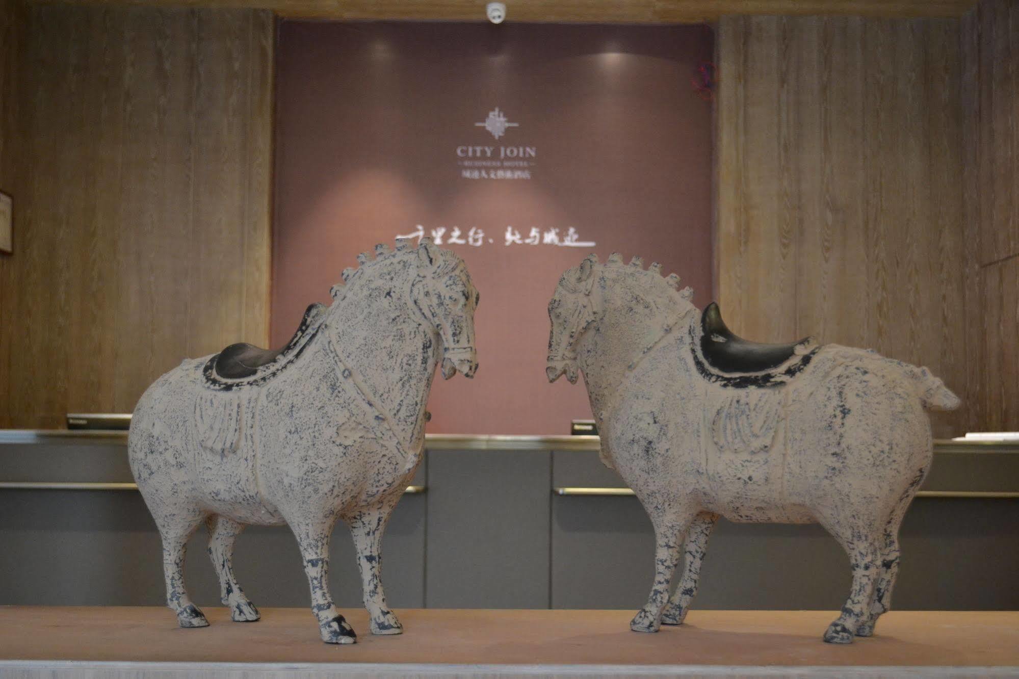 Hotel Join Shipai Qiao Metro Branch