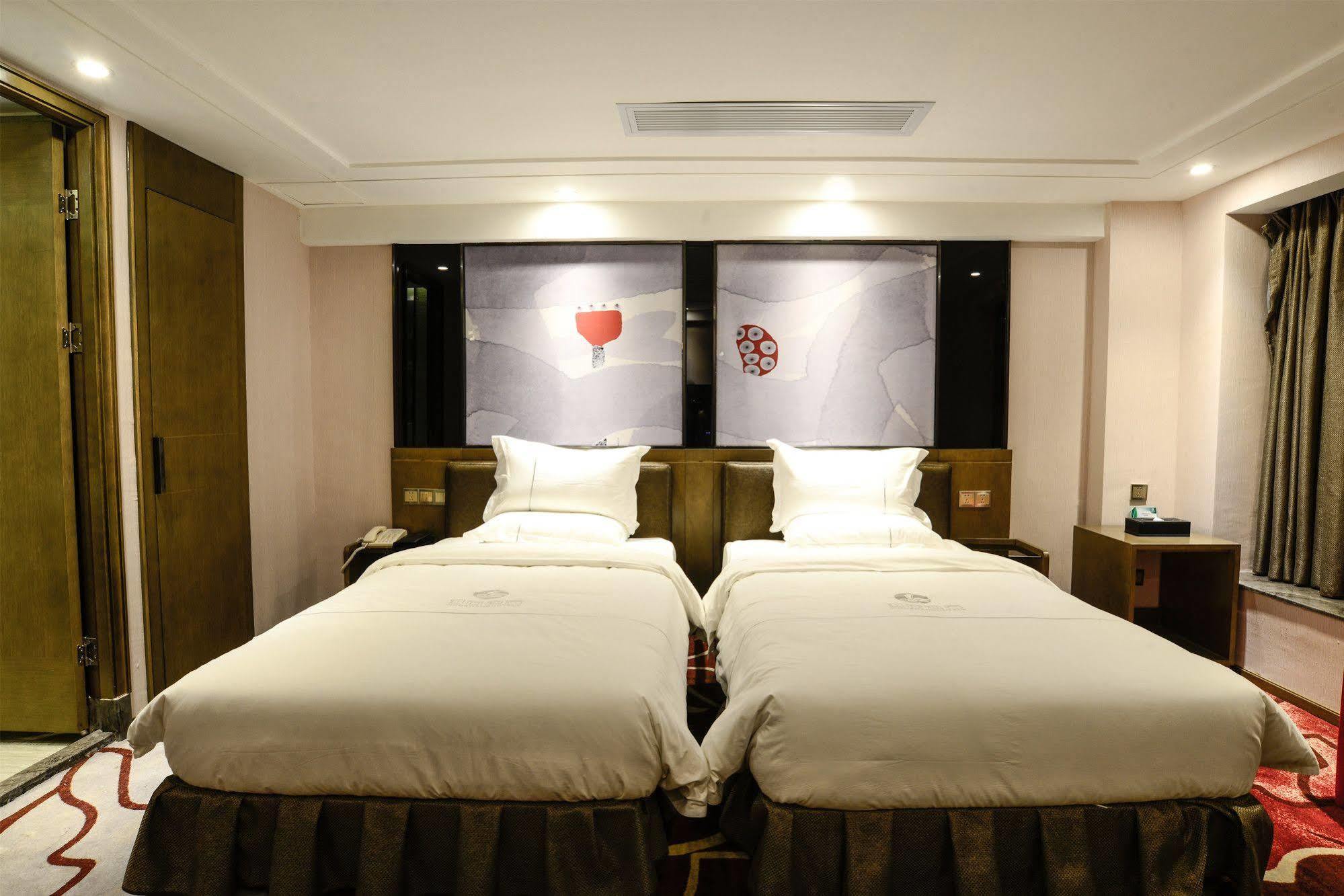 Hotel Insail Hotels