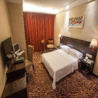 Hotel Hua Shi 4*