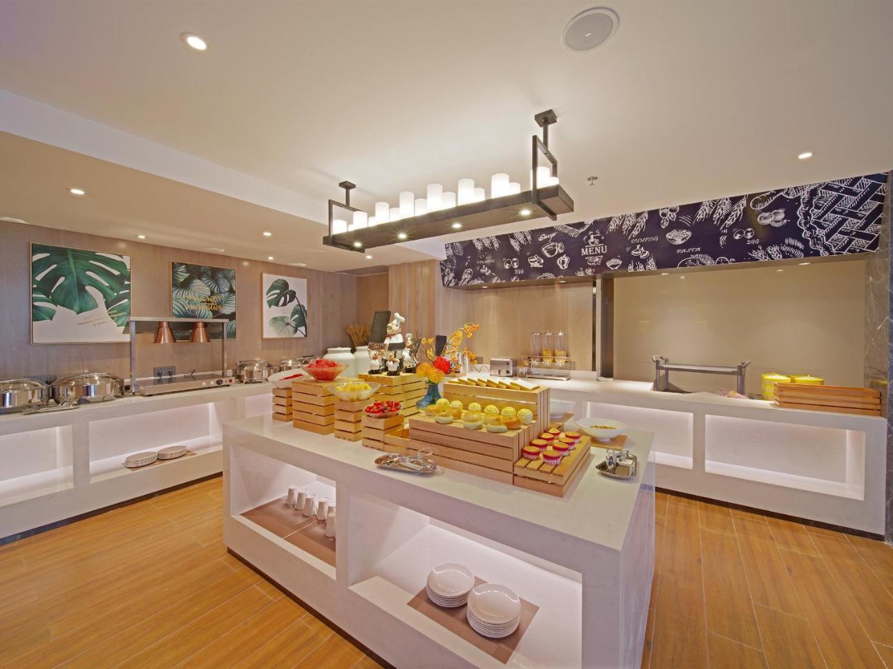 Hotel Echarm Panyu Chimelong Branch
