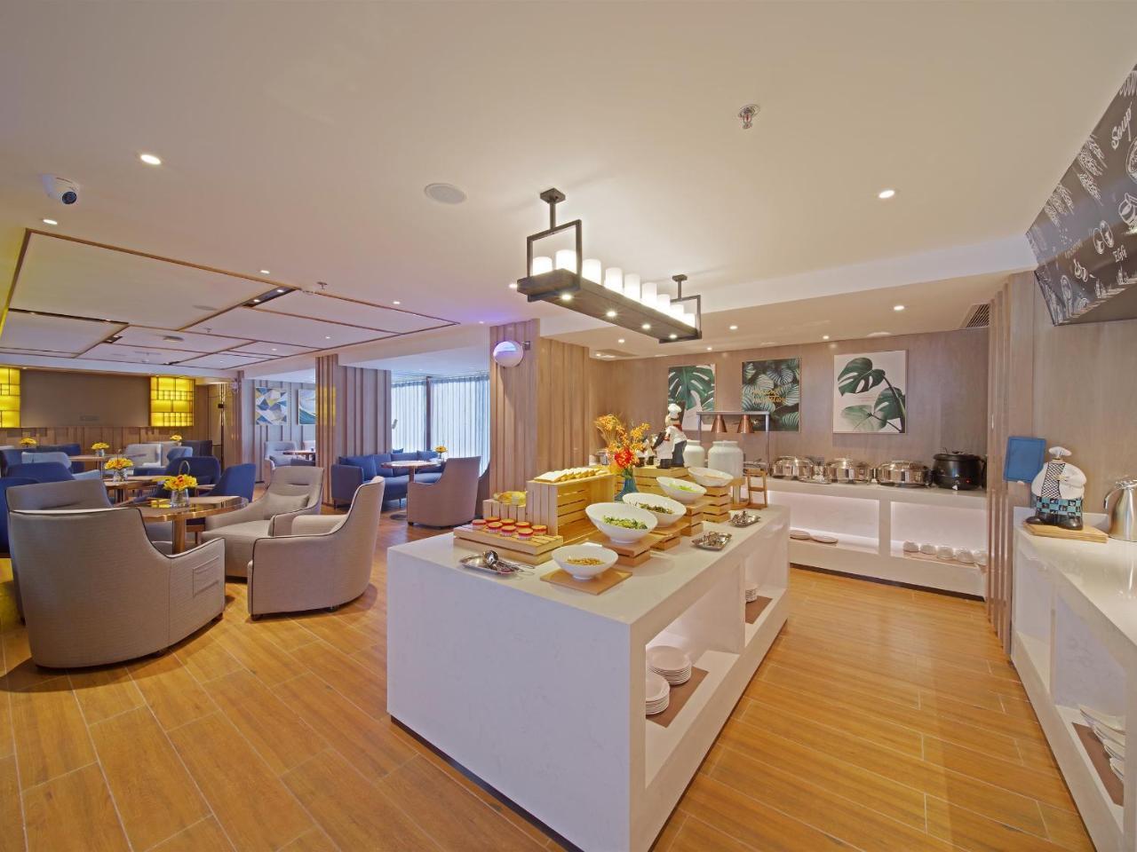 Echarm Panyu Chimelong Branch 3*