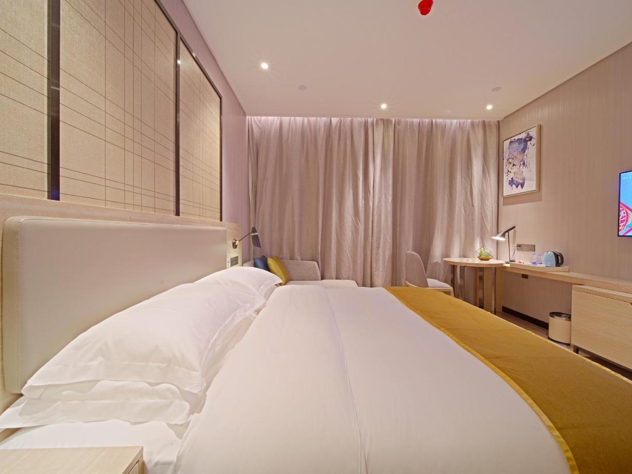 Echarm Panyu Chimelong Branch 3*