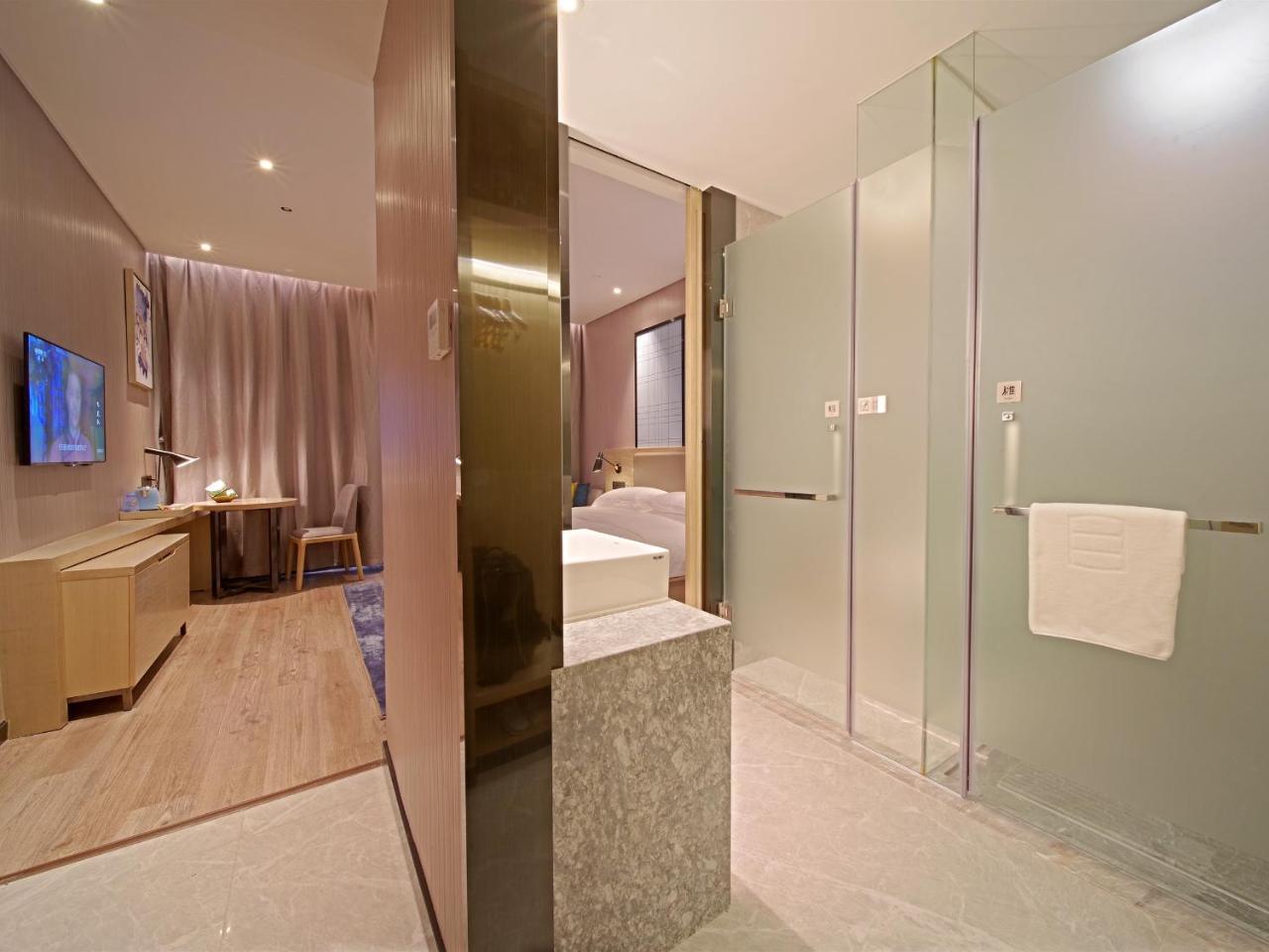 Hotel Echarm Panyu Chimelong Branch