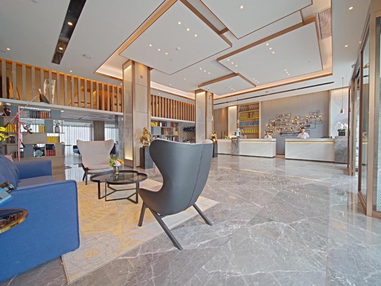 Echarm Panyu Chimelong Branch Hotel 3*