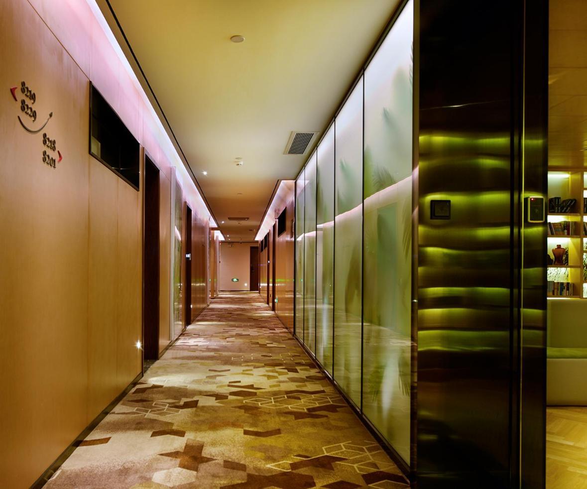 Paradigm 4*