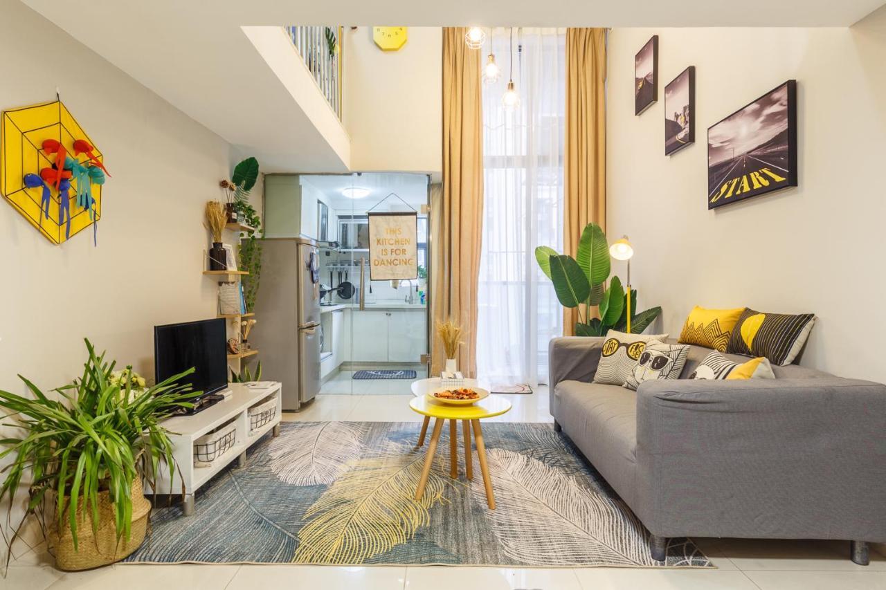 Life Is Elsewhere Gz Zhujiang New Town Loft Guangzhou