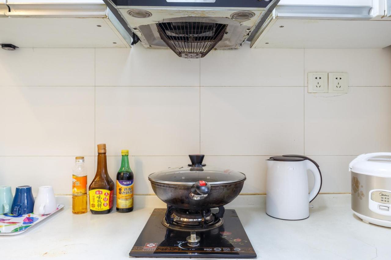 Life Is Elsewhere Gz Zhujiang New Town Loft Apartment