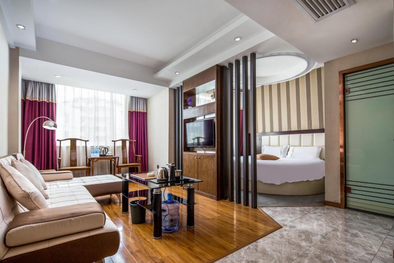 Hotel Zhuying Art 3*