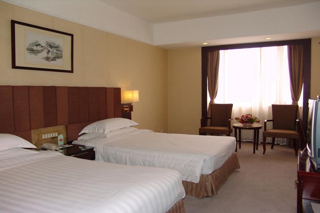 Guangyong Lido 3* Canton
