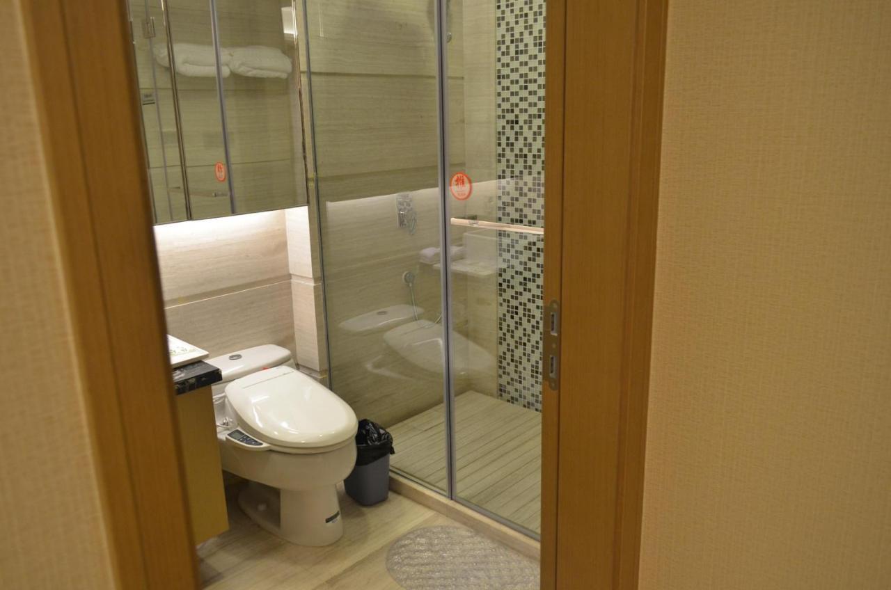 Private - Wealth Century Square 3* Guangzhou