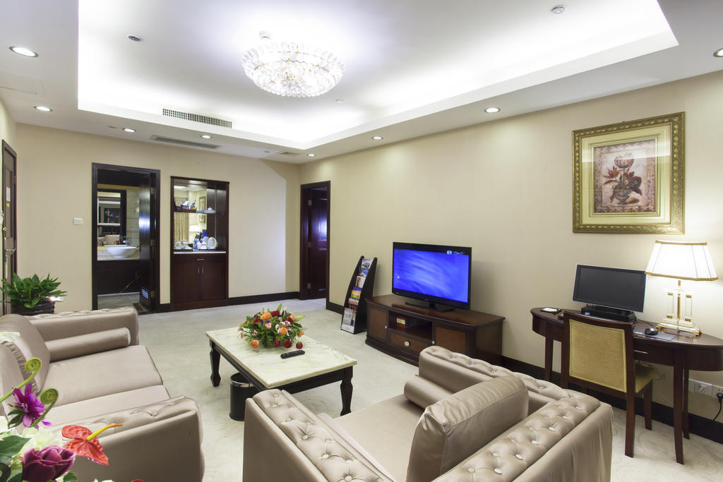 Hotel Yutong 4*