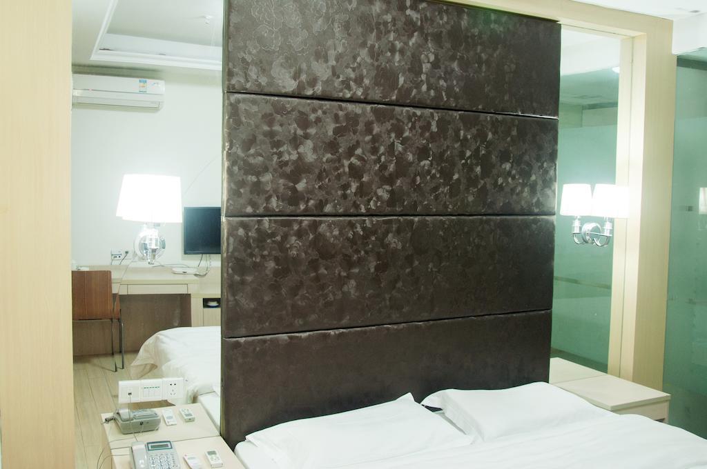 Hotel Sentosa 3*