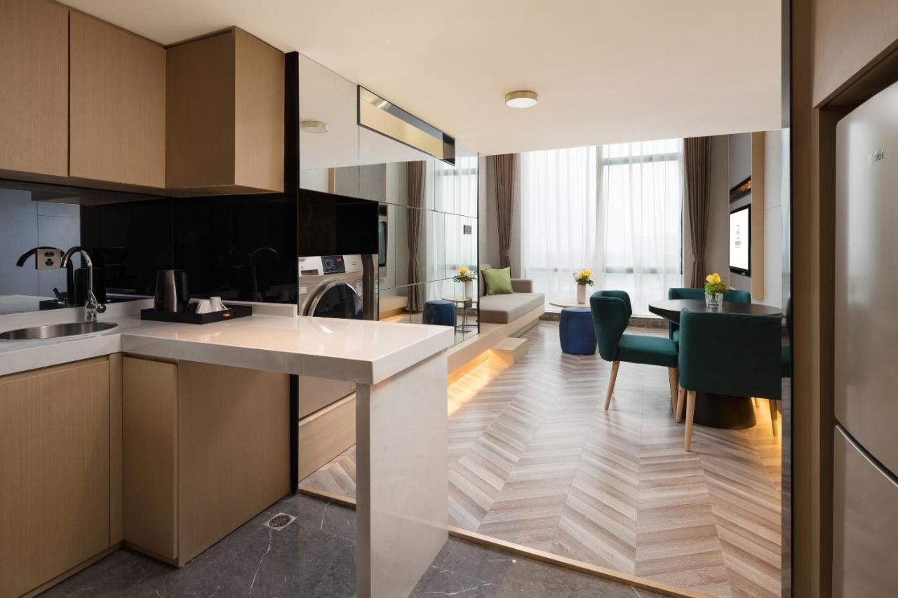 Hotel Buddy Hotel-free Shuttle To Fair Complex During Fair Period 5*