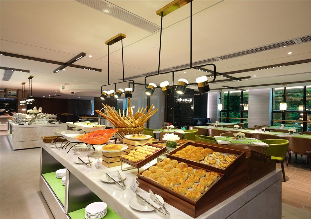 Hotel Hampton By Hilton Tianhe Sports Center-free Shuttle Bus To Exhibition During Fair Period