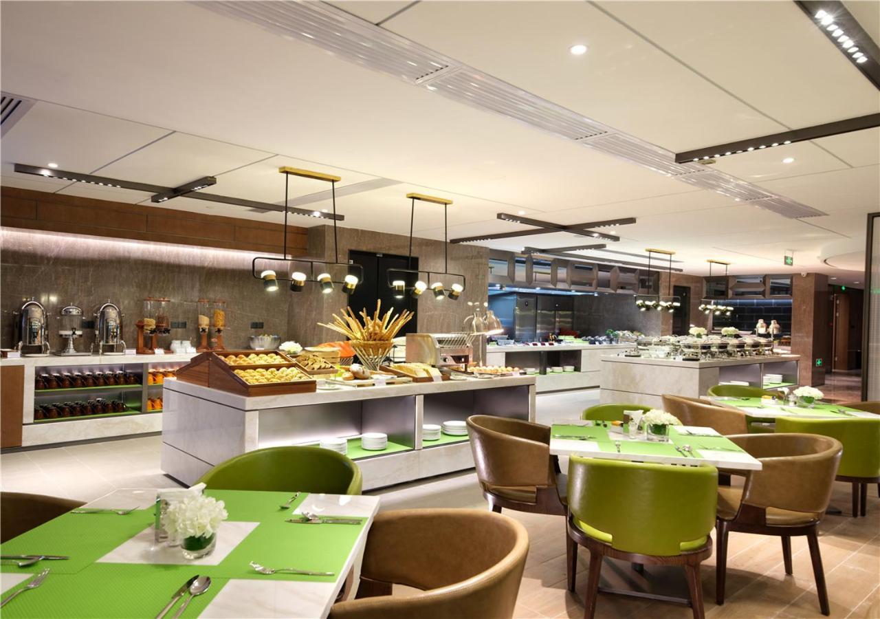 Hampton By Hilton Tianhe Sports Center-free Shuttle Bus To Exhibition During Fair Period 4* Canton