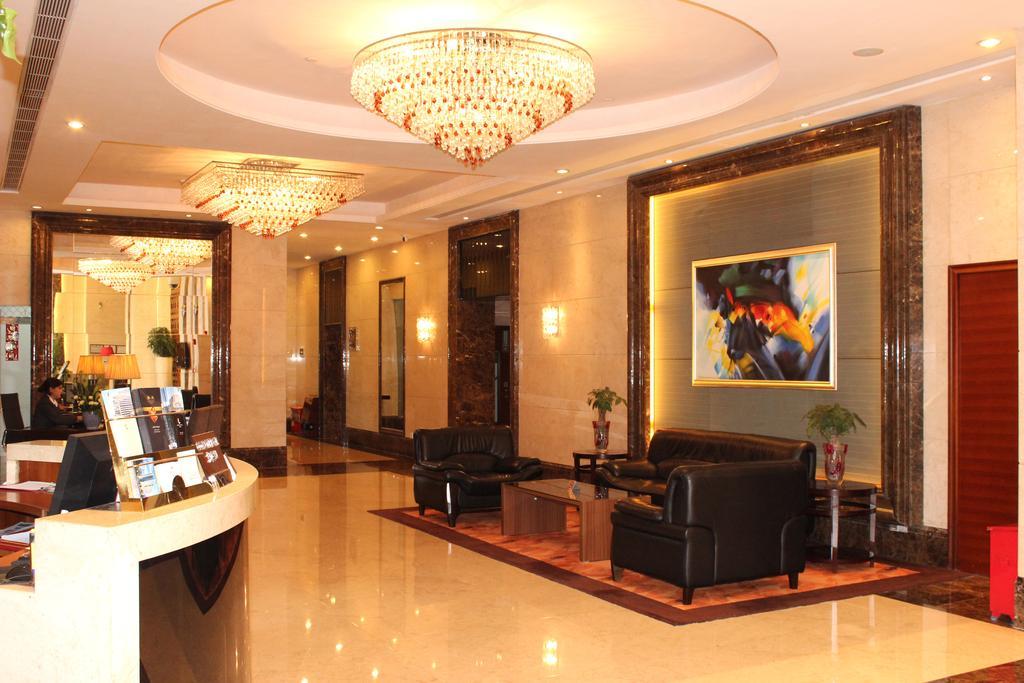 Hotel Leeden 4*