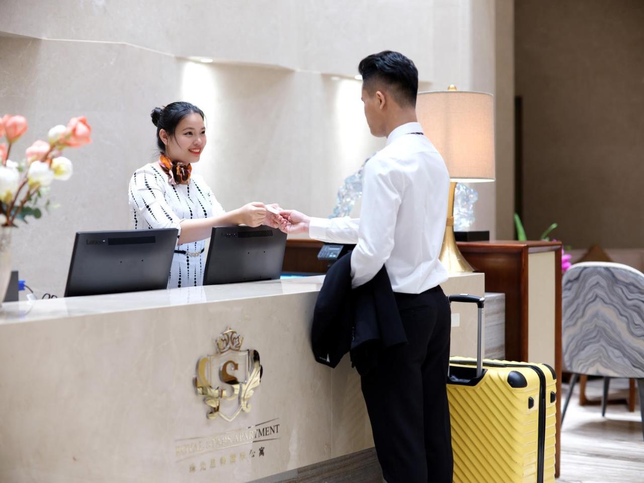 Royal Star Aparthotel 5*
