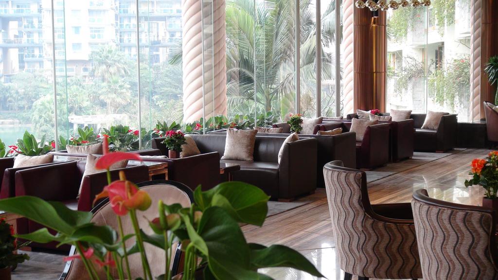 Yihe Hotel 5*
