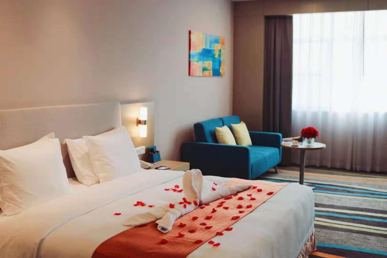 Hotel Guangzhou Baiyun Airport Rejoice By Argyle Hotel Rehe Metro Exit B --Free Shuttle Bus Is Provided During The 137Th Canton Fair