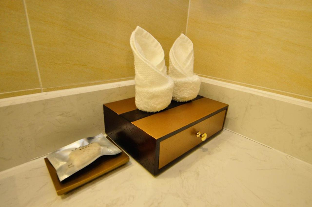 Lavande Zhongshan 8th Road Subway Hotel