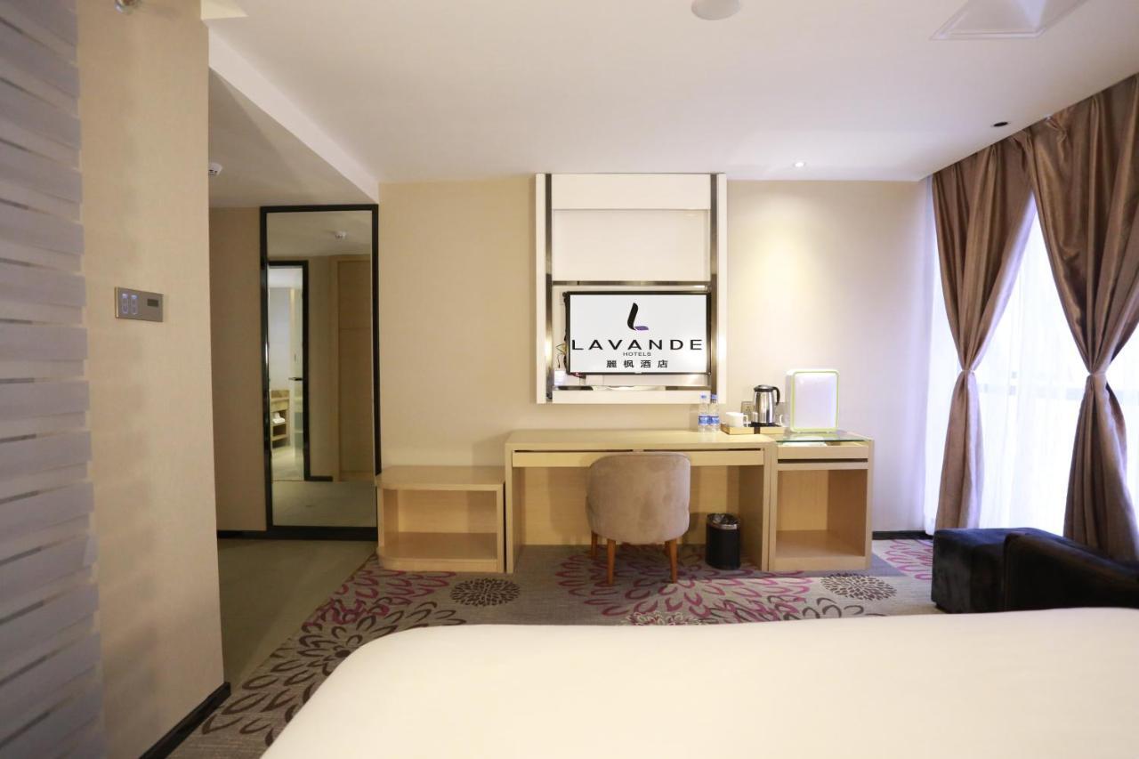 Hotel Lavande International Taikoo Hui Square Shipaiqiao Metro Station Branch - Free Shuttle Bus To Fair Complex During Fair Period & Free Vpn Internet Access 4*