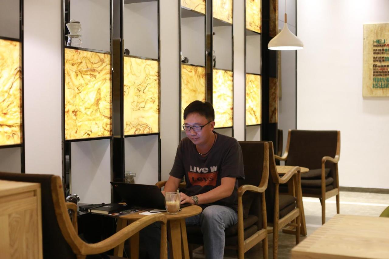 Lavande International Taikoo Hui Square Shipaiqiao Metro Station Branch - Free Shuttle Bus To Fair Complex During Fair Period & Free Vpn Internet Access 4* Guangzhou