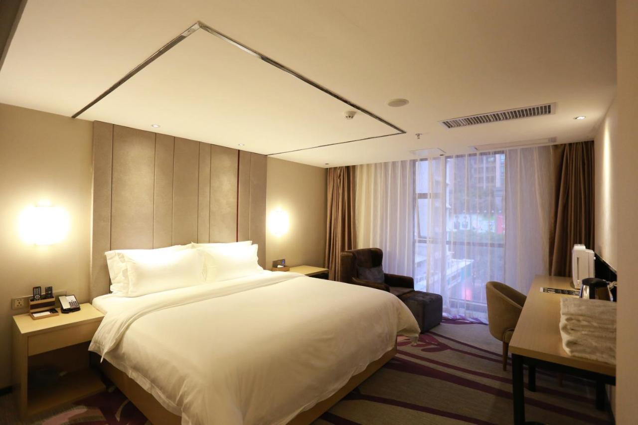 Hotel Lavande International Taikoo Hui Square Shipaiqiao Metro Station Branch - Free Shuttle Bus To Fair Complex During Fair Period & Free Vpn Internet Access